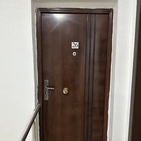 Re Golem (Tirana)